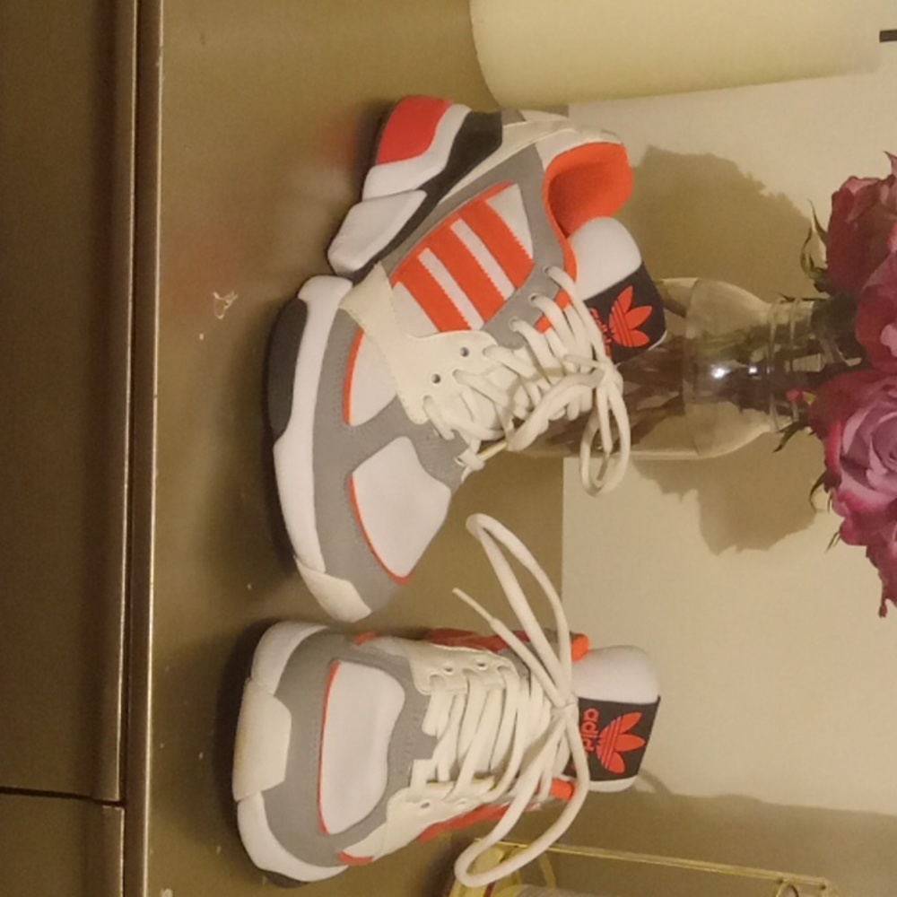 Adidas tennis shoes
